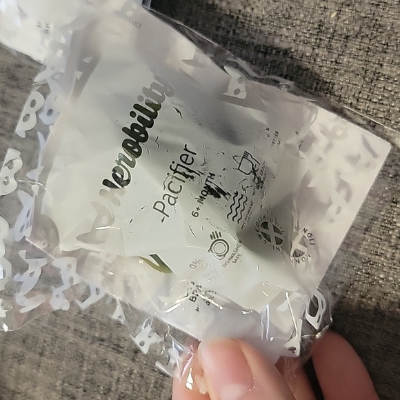 HEROBILITY BUNDLE of baby items!!! - Picture 7 of 12